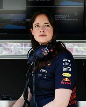 Image post by @femalesinmsport on Instagram