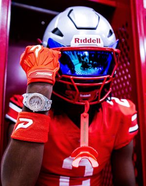 Image post by @phenomelite on Instagram