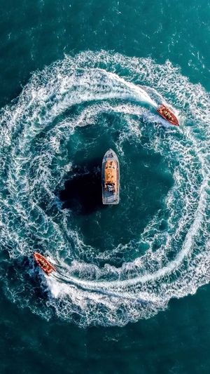 Video post by @droneartgallery on Instagram