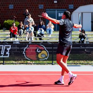 Image post by @louisvillemten on Instagram