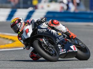 Image post by @motoamerica on Instagram