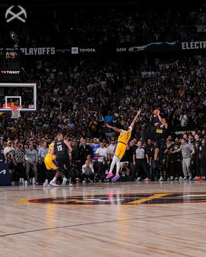 Image post by @nuggets on Instagram