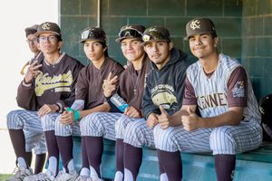 Image post by @lizagazaryanphotography on Instagram