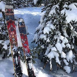 Image post by @j_skis on Instagram