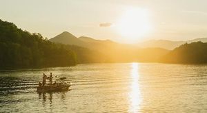 Image post by @malibuboats on Instagram