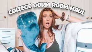 Video post by @lauryolo on YouTube