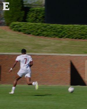 Image post by @elonmsoccer on Instagram