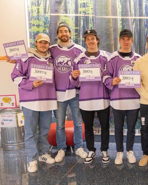 Image post by @thehersheybears on Instagram