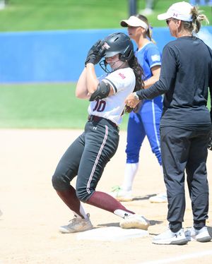 Image post by @siu_softball on Instagram