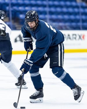 Image post by @unhmhockey on Instagram