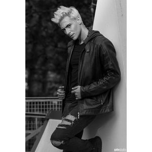 Image post by @maxspina2 on Instagram