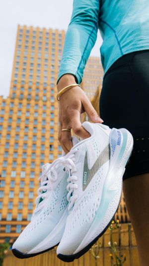 Video post by @brooksrunningde on Instagram
