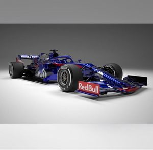 Image post by @alex_albon on Twitter