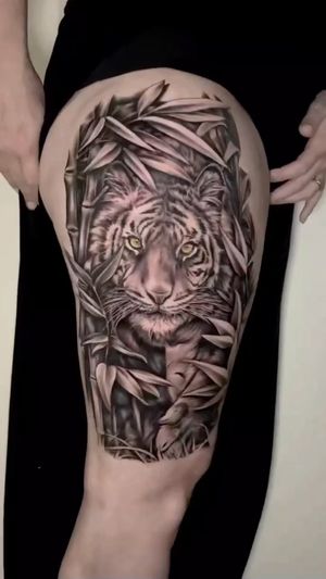 Video post by @skindesigntattoos on Instagram