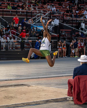 Image post by @baylortrack on Instagram