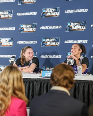 Image post by @hpuwbb on Instagram