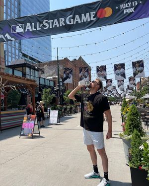 Image post by @hunterpence on Instagram