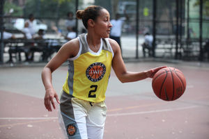 Image post by @ladieswhohoop on Instagram