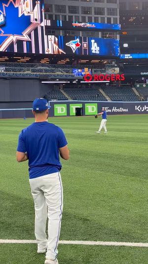 Video post by @theScore on Facebook