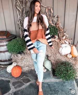 Image post by @sabrinanoellee on Instagram