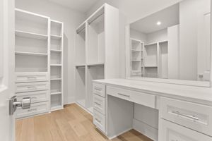 Image post by @Innovative.closets on Facebook