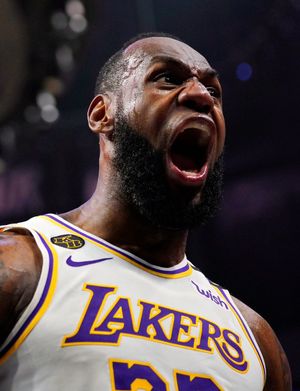 Image post by @NBAdoPovo on Twitter