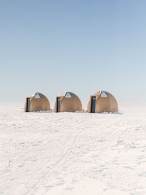 Image post by @white.desert.antarctica on Instagram