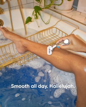 Image post by @gillettevenus on Instagram