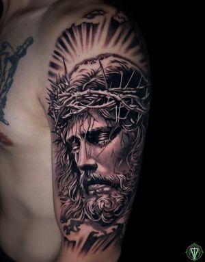 Image post by @thalestattoo13 on Instagram