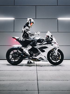 Image post by @bmwmotorradusa on Instagram