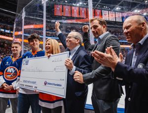 Image post by @nyislanders on Instagram