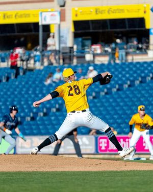 Image post by @guardsinsider on Instagram