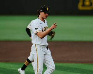Image post by @UIBaseball on Twitter