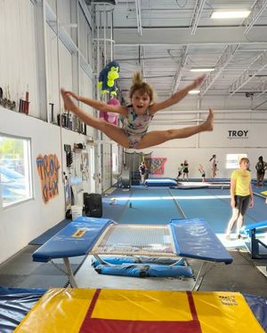 Image post by @TroyGymnastics on Facebook