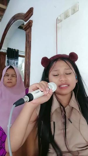 Video post by @da7april on TikTok