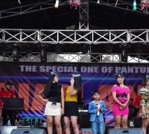 Video post by @da7april on TikTok