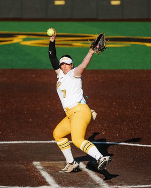Image post by @iowasoftball on Instagram