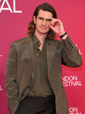 Image post by @deadline on Instagram
