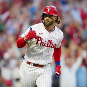 Image post by @losphillies on Instagram