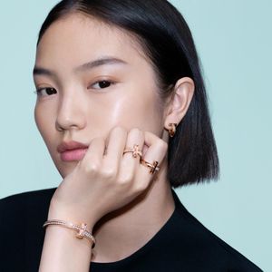 Image post by @TiffanyAndCo on Twitter