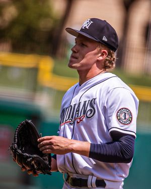 Image post by @indyindians on Instagram