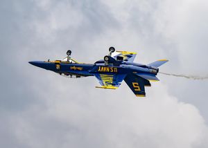 Image post by @usnavyblueangels on Instagram