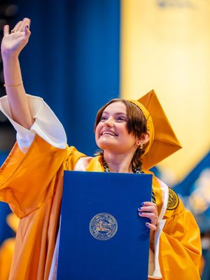 Image post by @westvirginiau on Instagram