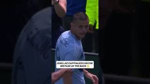 Video post by @FOX Soccer on YouTube