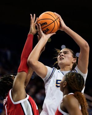 Image post by @jessimaging on Instagram