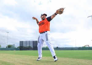 Image post by @clubnaranjeros on Instagram