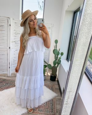 Image post by @shopfillyflair on Instagram