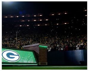 Image post by @lambeaufield on Instagram