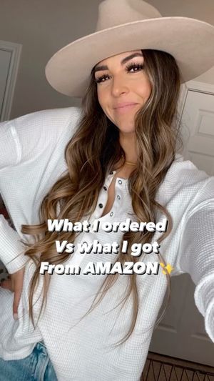 Video post by @sabrinanoellee on Instagram