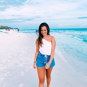 Image post by @trideltaua on Instagram